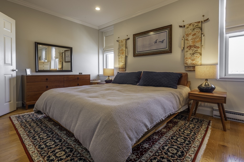 23 Monument Square # 3