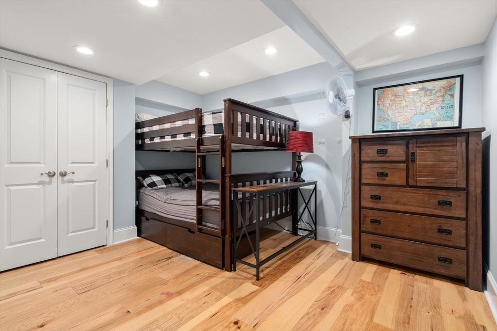 6 Henchman St # 6 Unit: 4-6