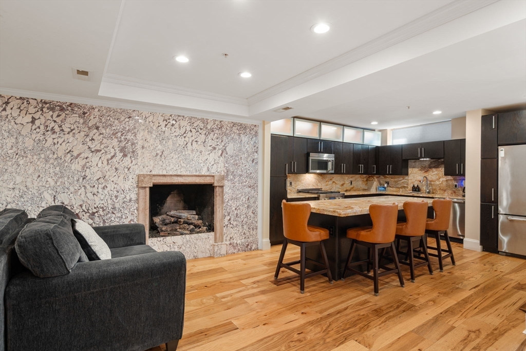 6 Henchman St # 6 Unit: 4-6
