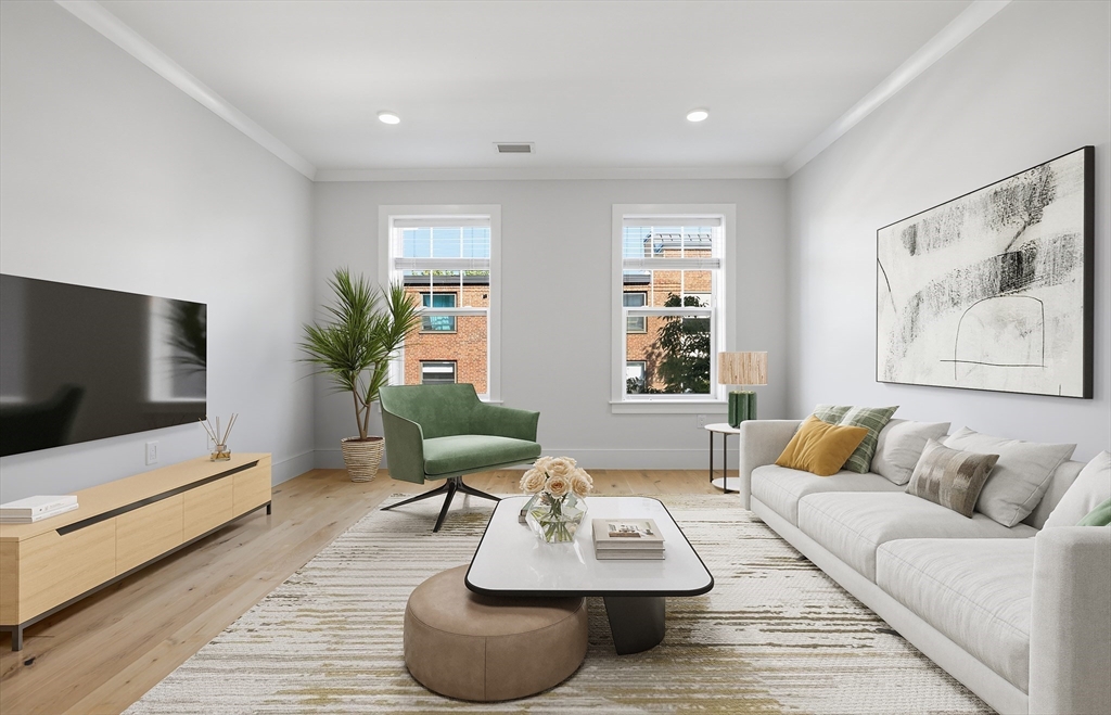 30 Polk St # 208