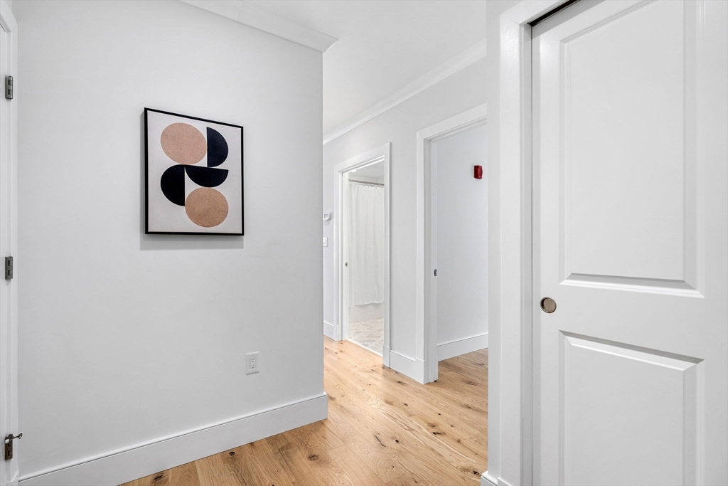 30 Polk St # 208