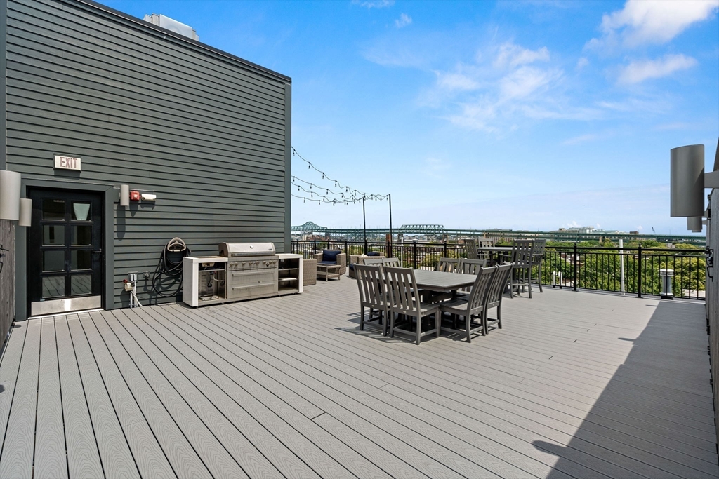 30 Polk St # 208