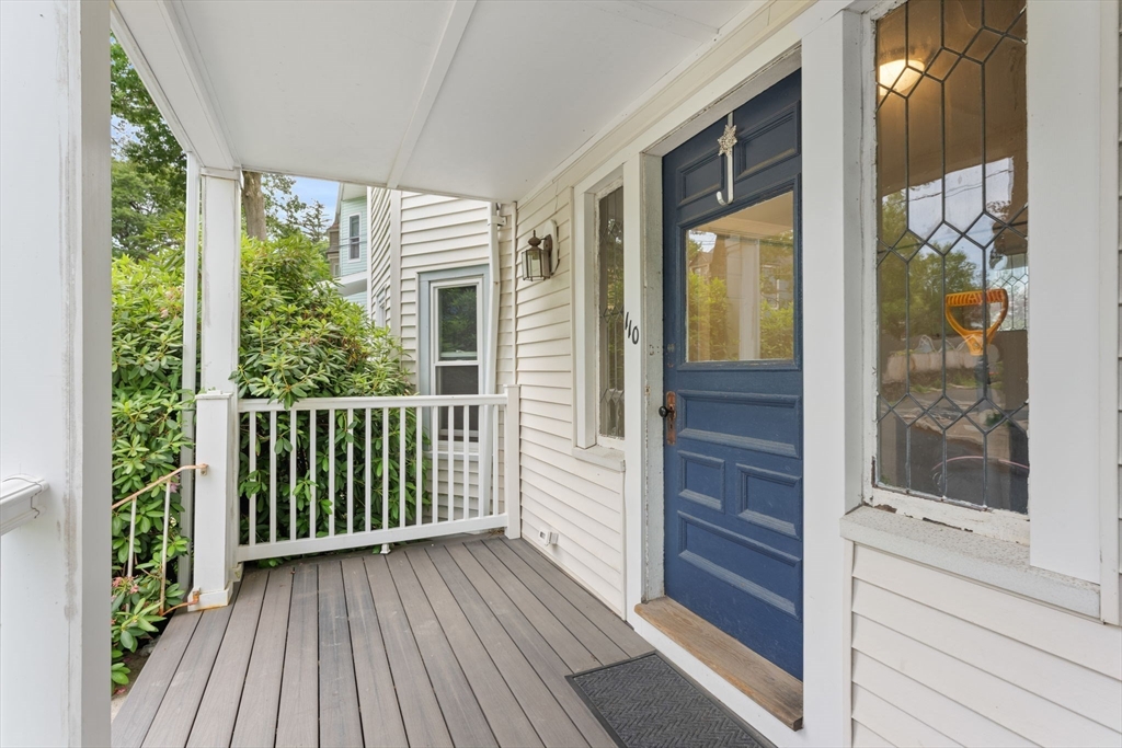 110 Crescent Ave