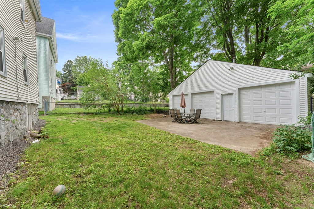 110 Crescent Ave