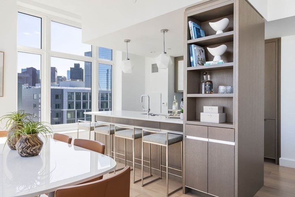 100 Lovejoy Wharf # A Unit: 12-A