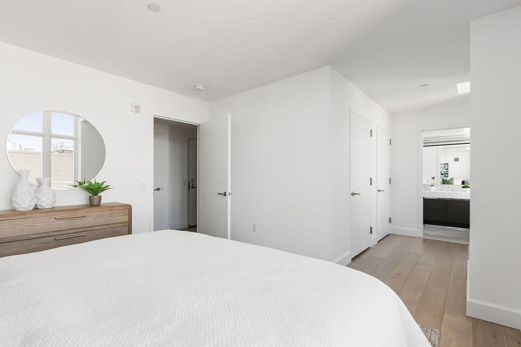 100 Lovejoy Wharf # A Unit: 12-A