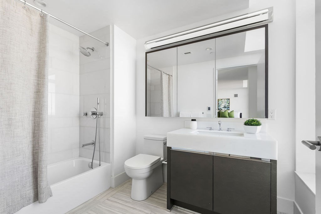 100 Lovejoy Wharf # A Unit: 12-A