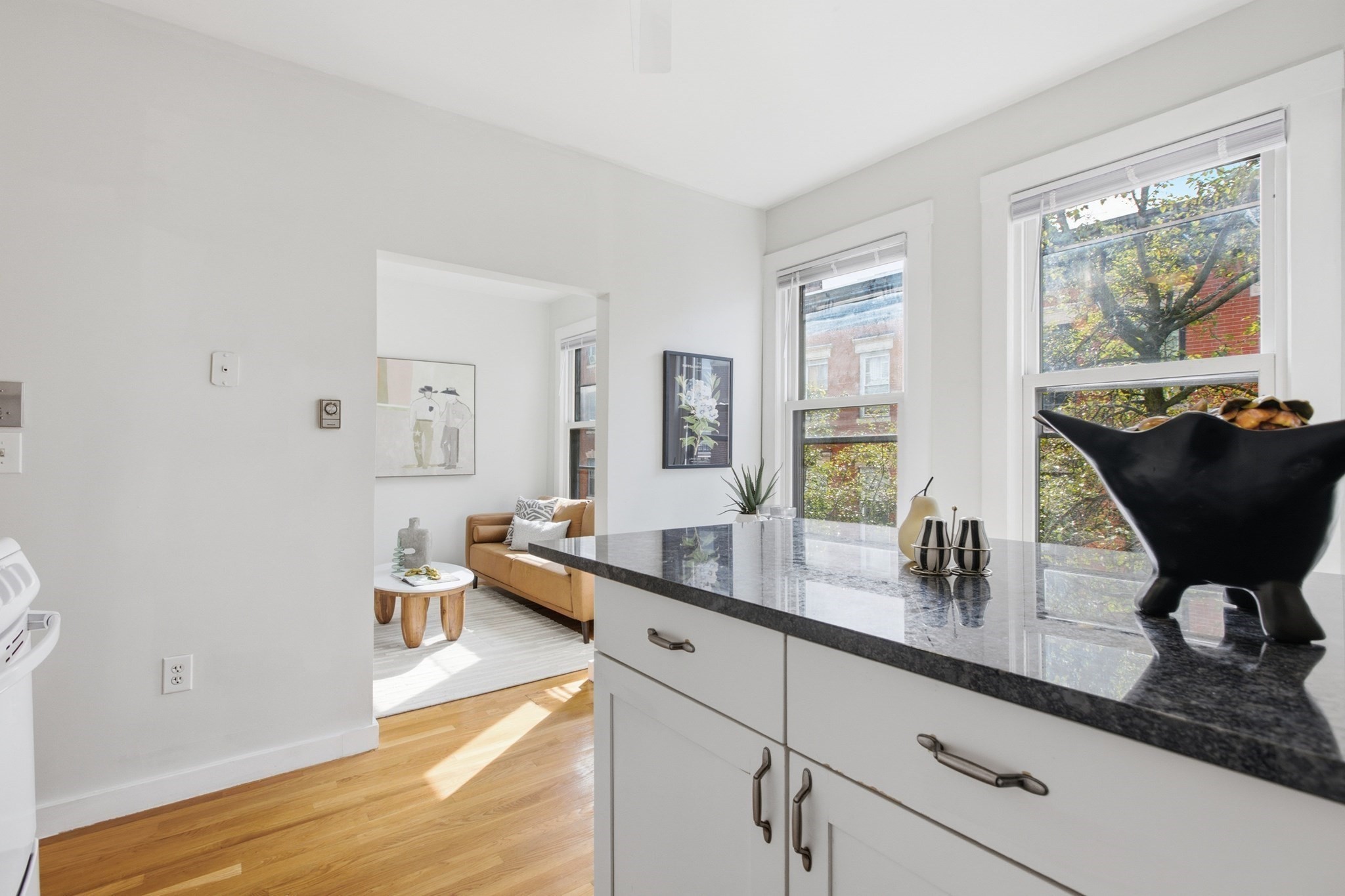 32 Grove St # 8