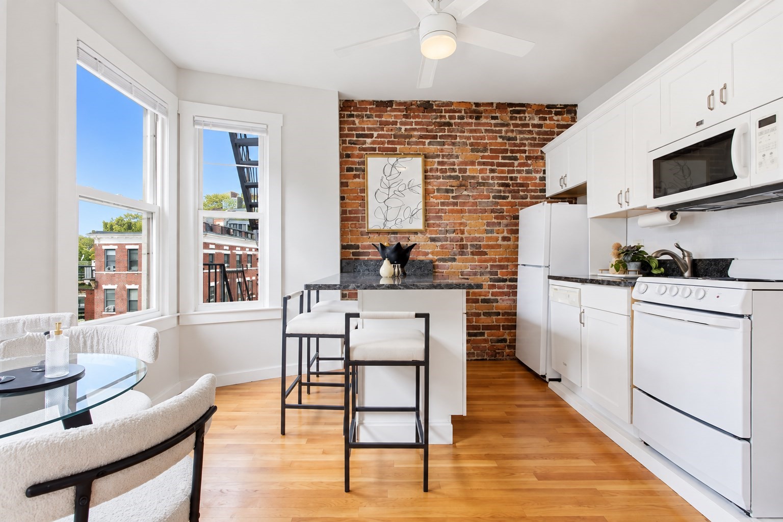 32 Grove St # 8