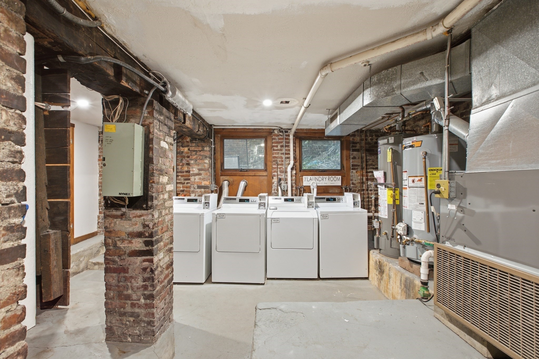 32 Grove St # 8