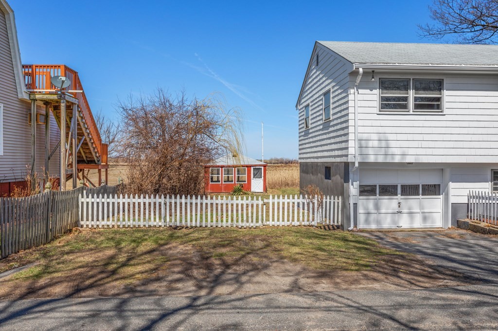 23 Putnam Rd