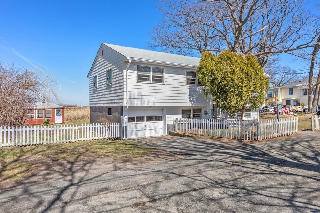 23 Putnam Rd