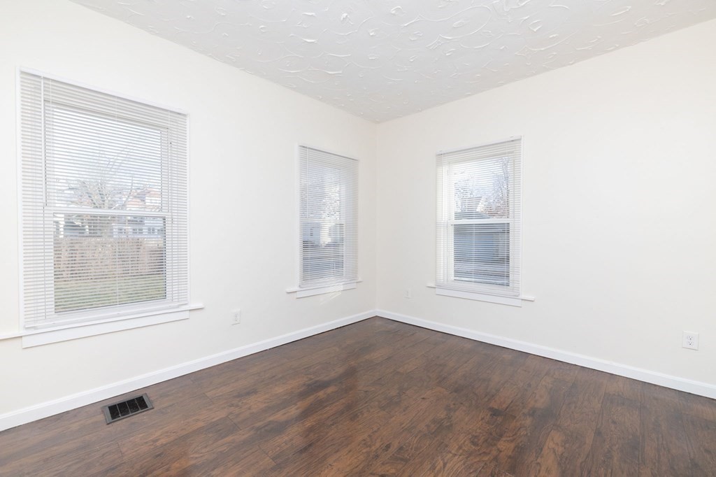 59 Wilbraham Ave
