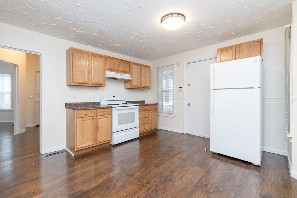 59 Wilbraham Ave