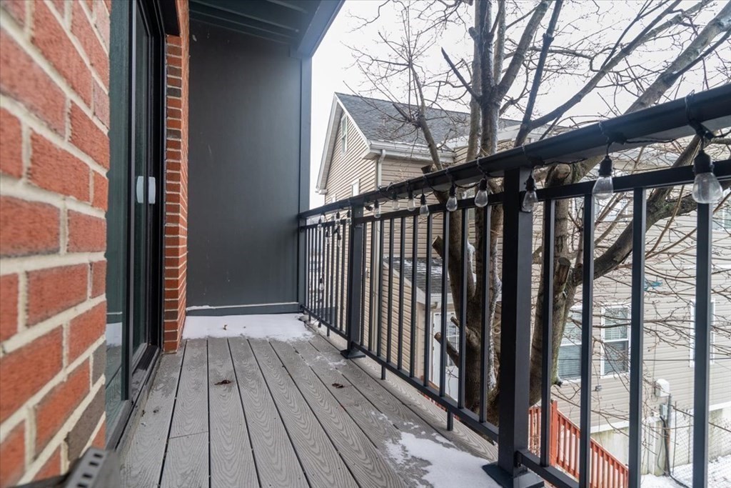 92 George St # 101