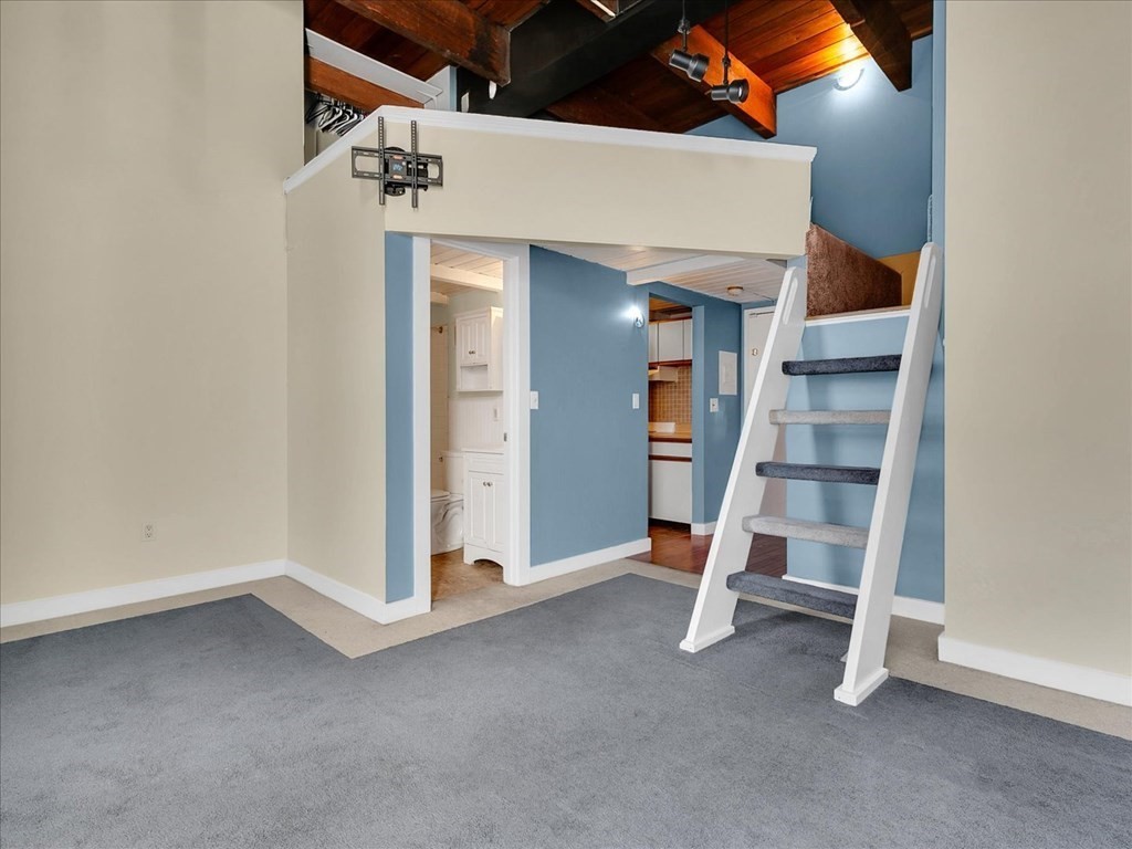 24 Norman St # 110