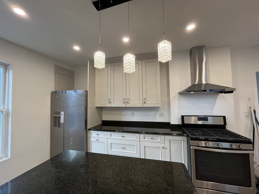 16 Rantoul Ave