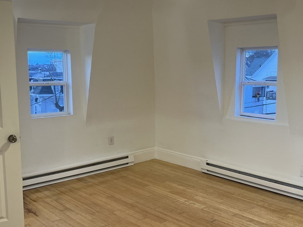 16 Rantoul Ave