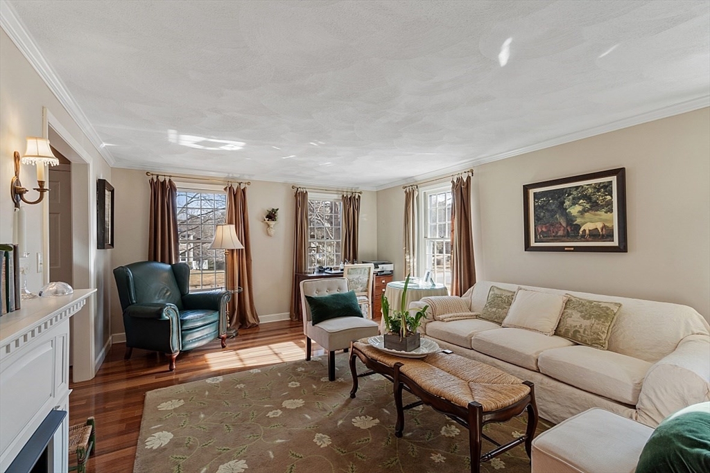 4 Nicoll Drive