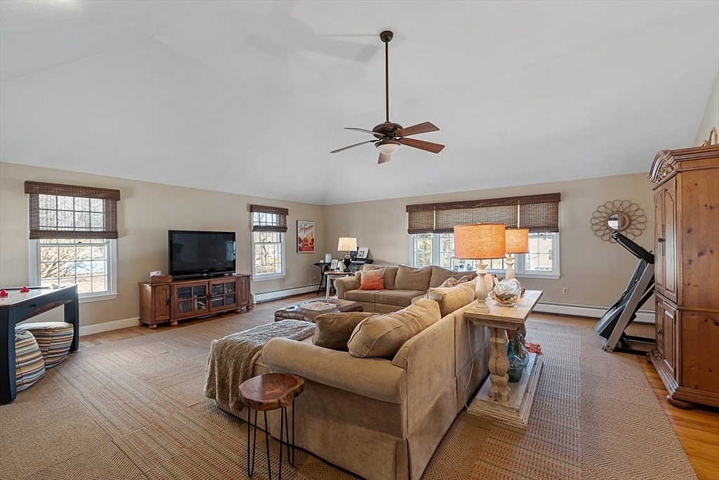 4 Nicoll Drive