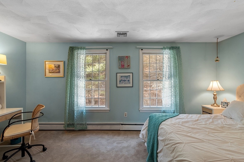 4 Nicoll Drive
