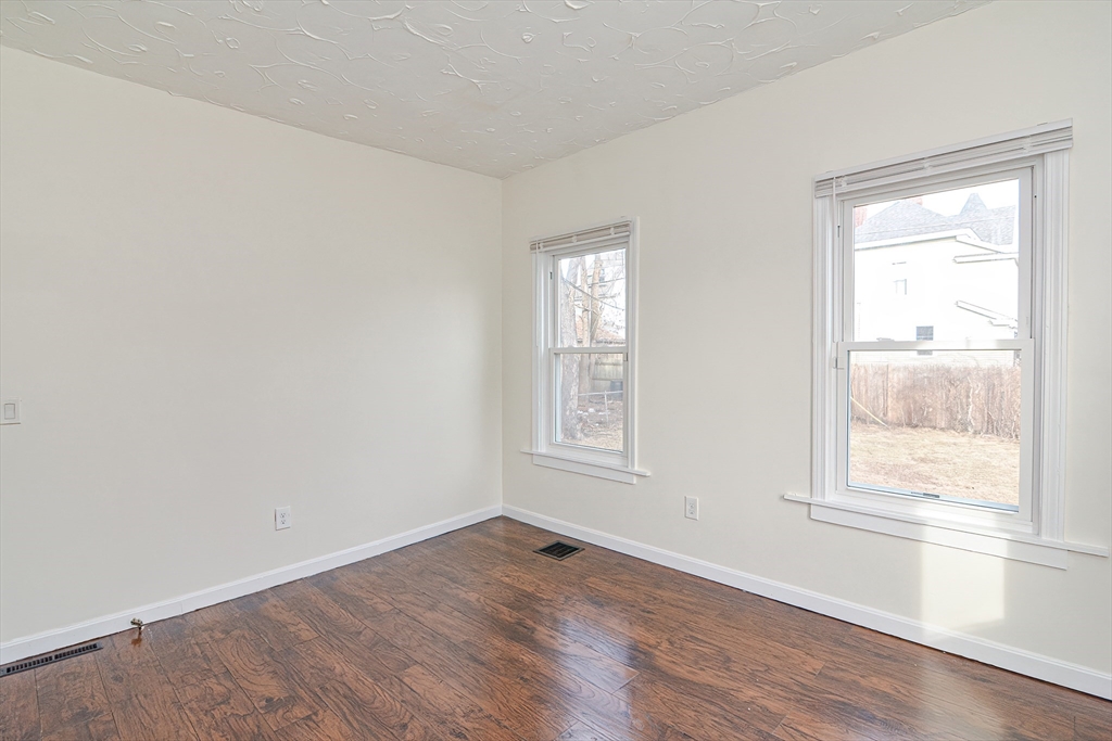 59 Wilbraham Ave # 1