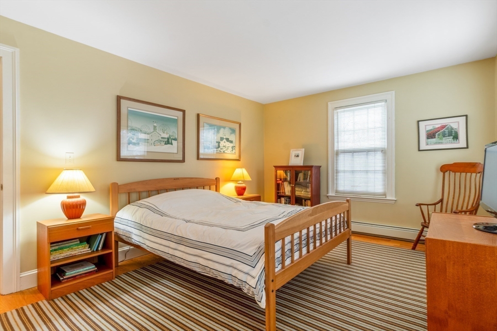 4 Risley Rd