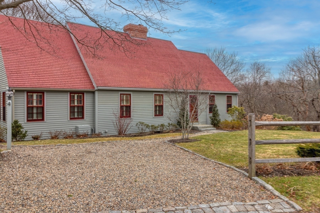 4 Risley Rd