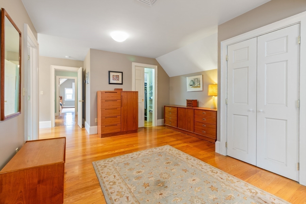 4 Risley Rd
