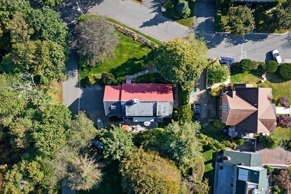 4 Risley Rd