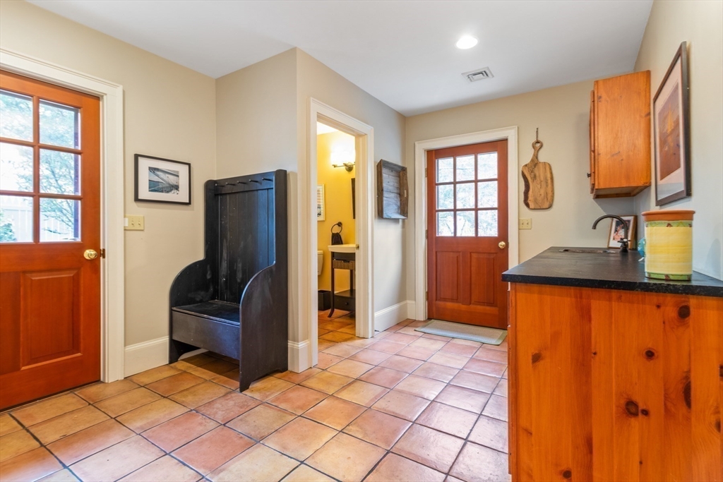 4 Risley Rd
