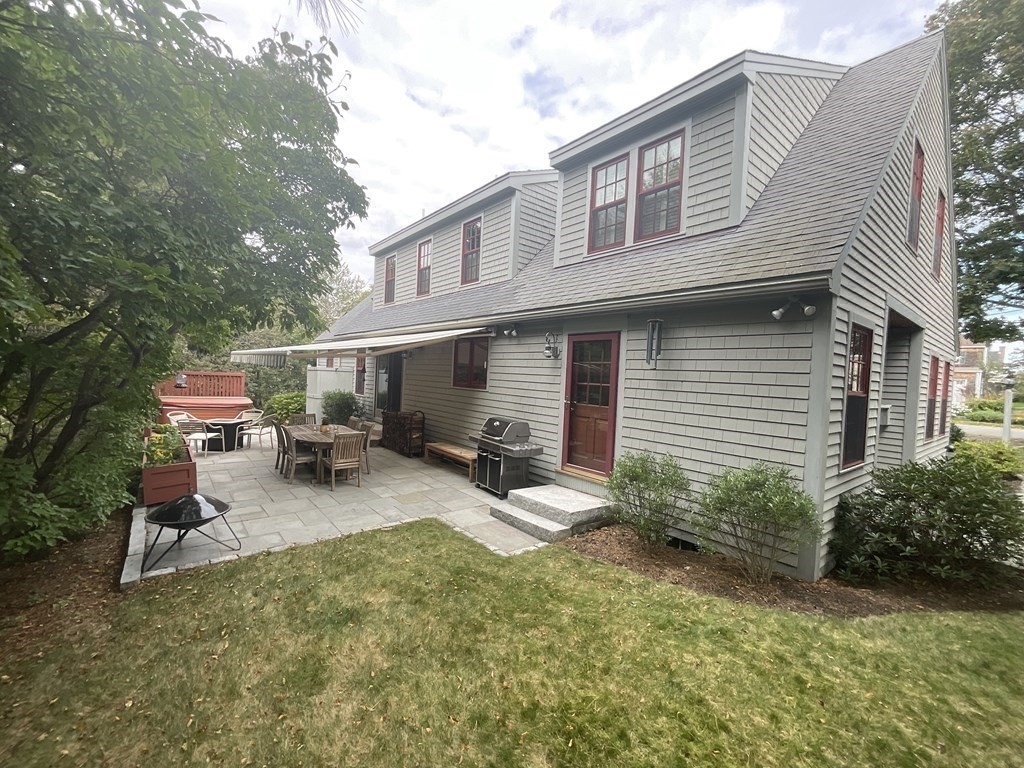 4 Risley Rd