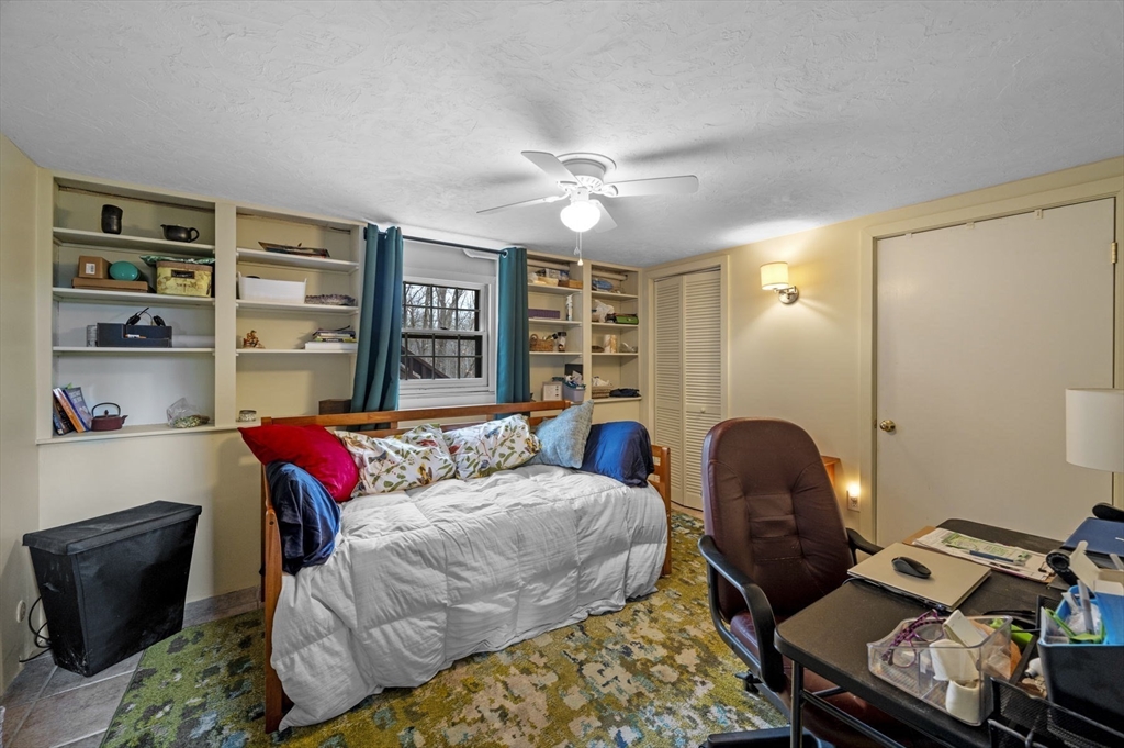 6 Athena Cir