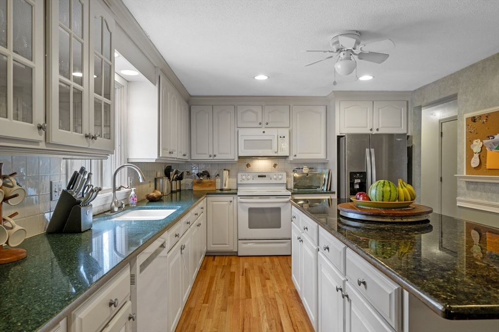 6 Athena Cir