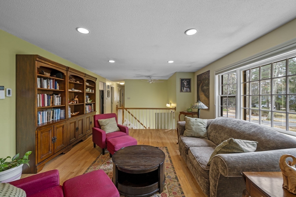 6 Athena Cir