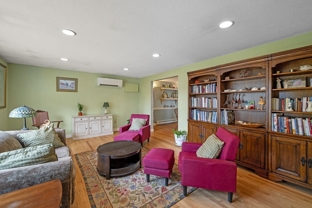 6 Athena Cir