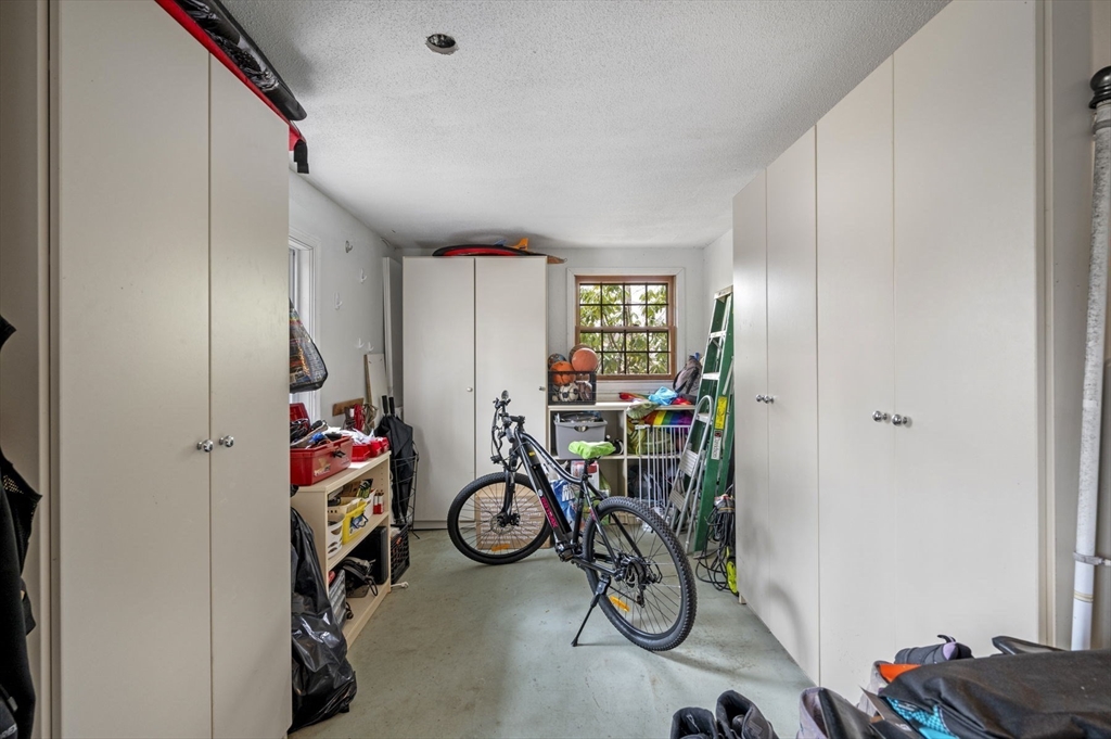 6 Athena Cir