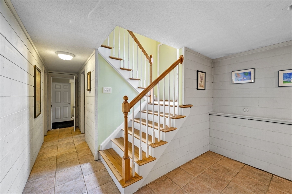 6 Athena Cir