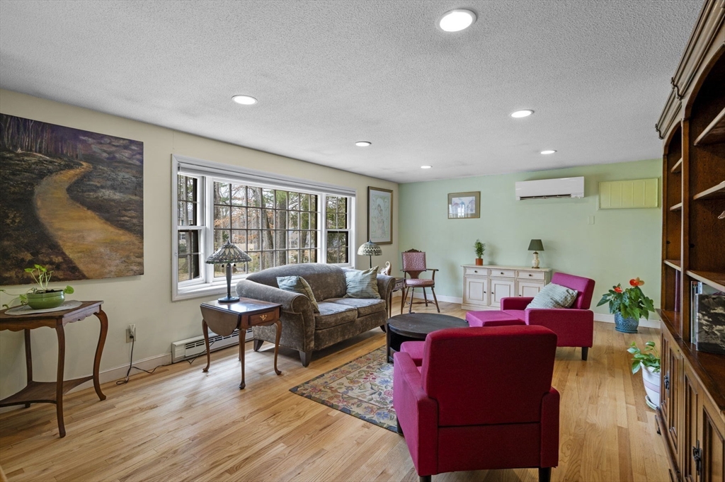 6 Athena Cir