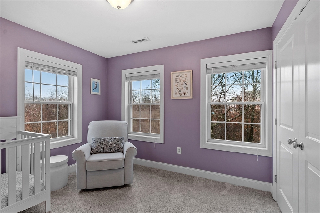 6 Martin Ln
