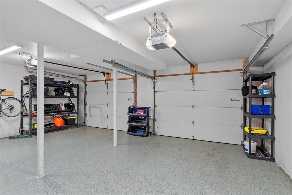 6 Martin Ln