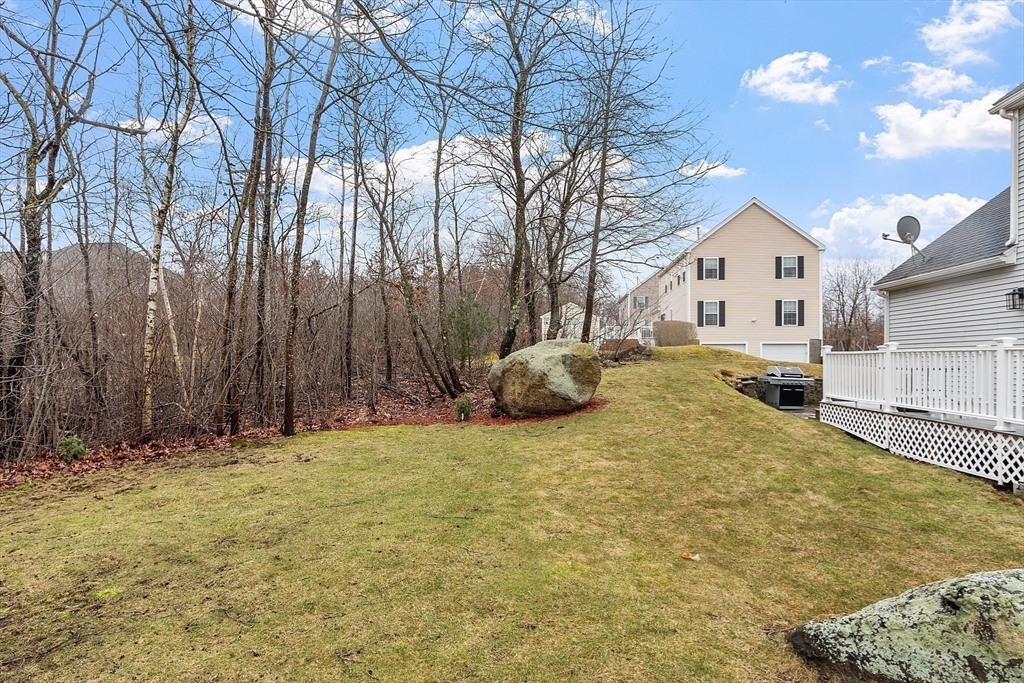 6 Martin Ln