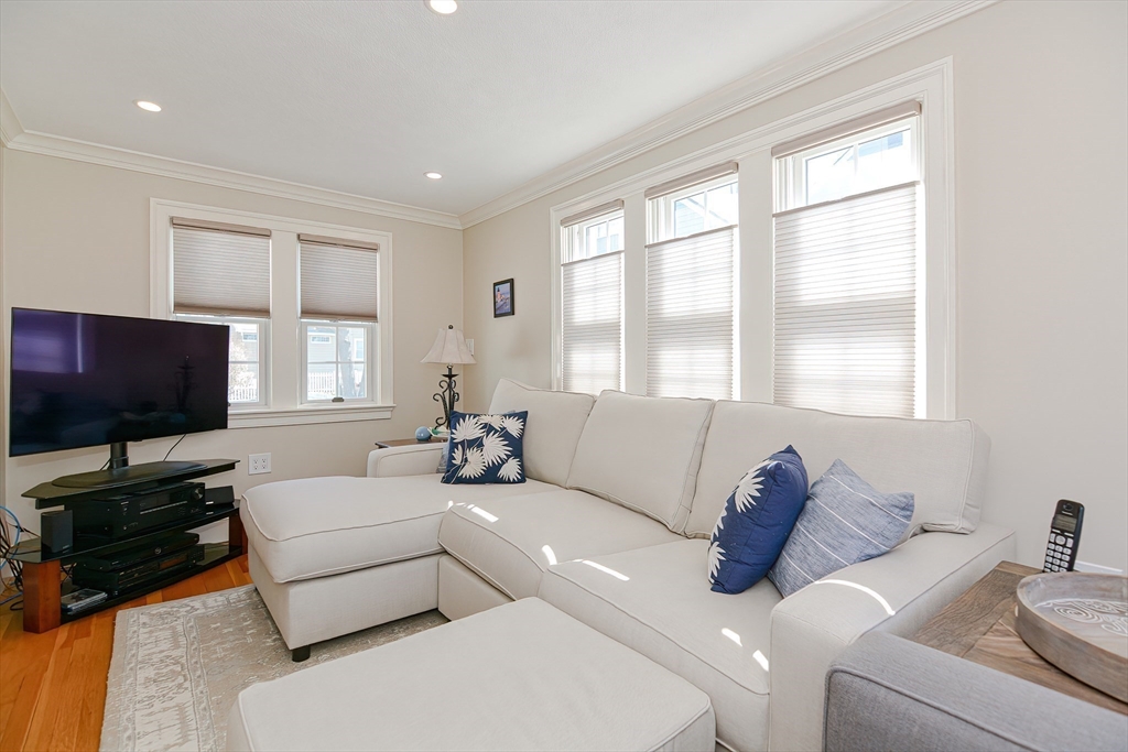 73 Ardsmoor Rd