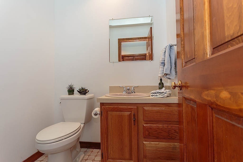 26 D Carnation Circle # D