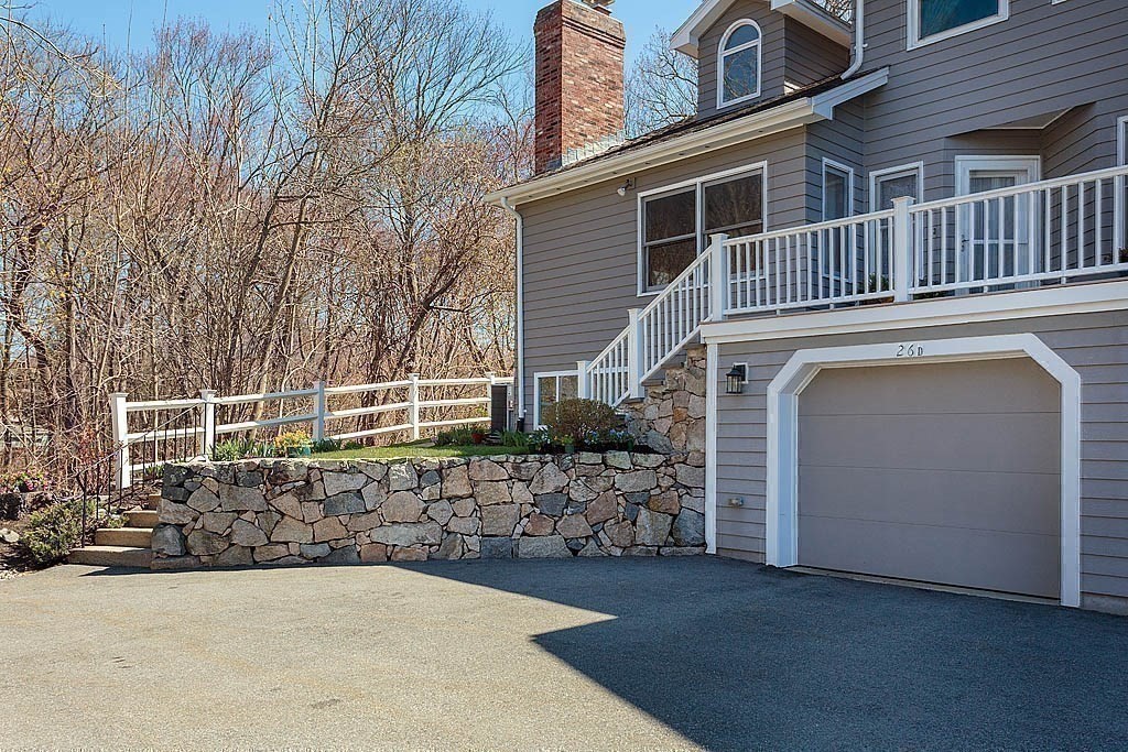 26 D Carnation Circle # D