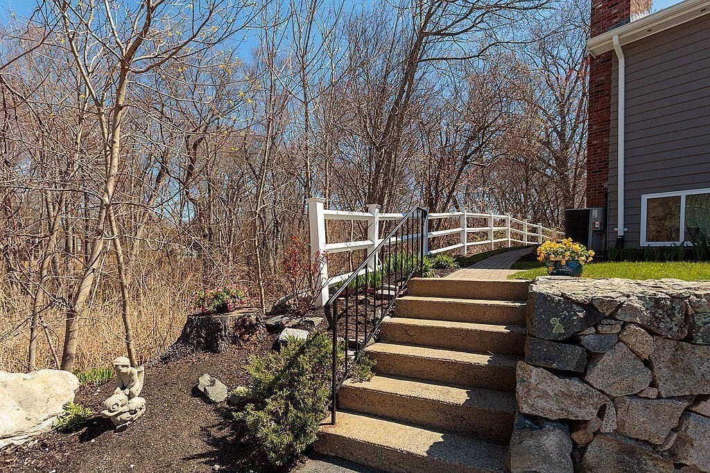 26 D Carnation Circle # D