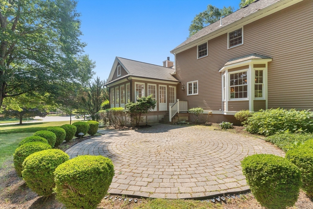 18 Sawmill Way