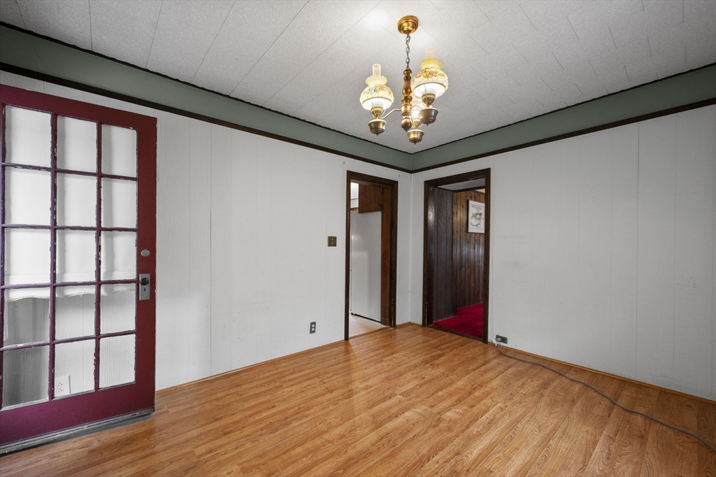 15 Skerry St