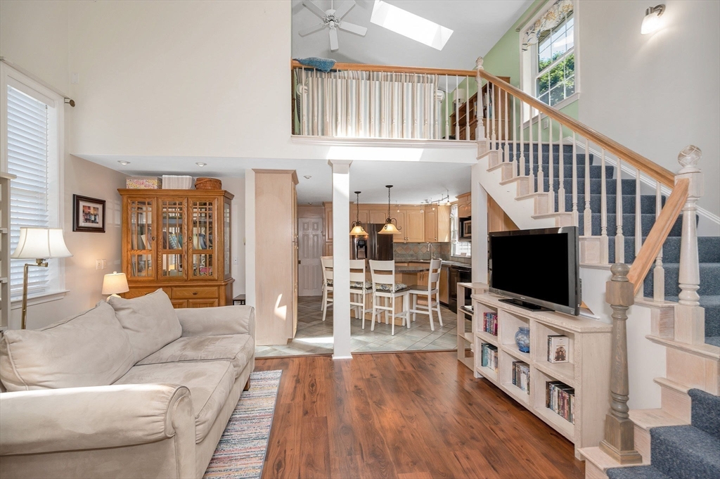 12-R Bayberry Ln
