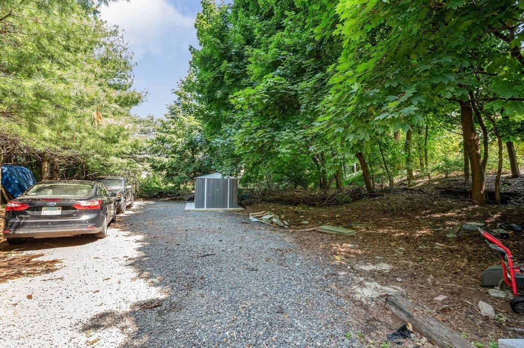 12-R Bayberry Ln